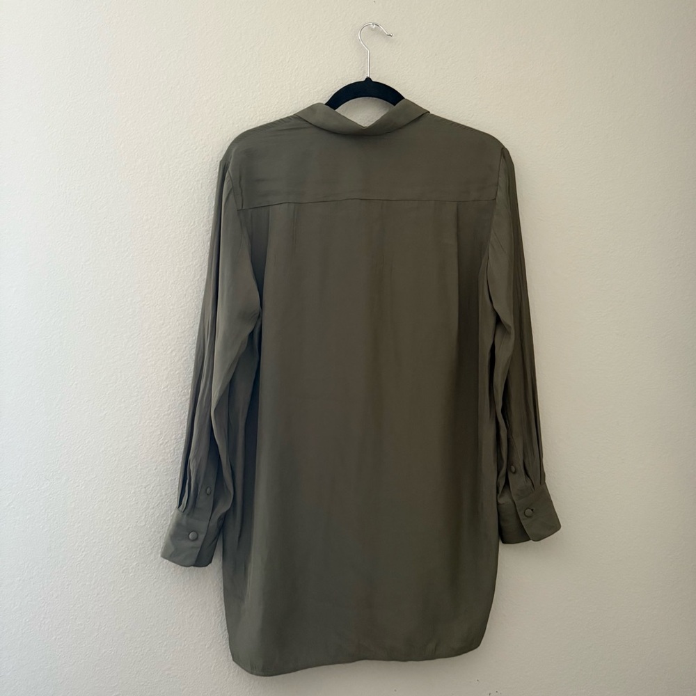 ARITZIA BABATON Ronan Silky Long Sleeve Shirt in Olive Green Size Small - Picture 3 of 6